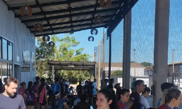 São Domingos recebe Jogos da AMAI com grande público e conquista vice-campeonato no vôlei feminino