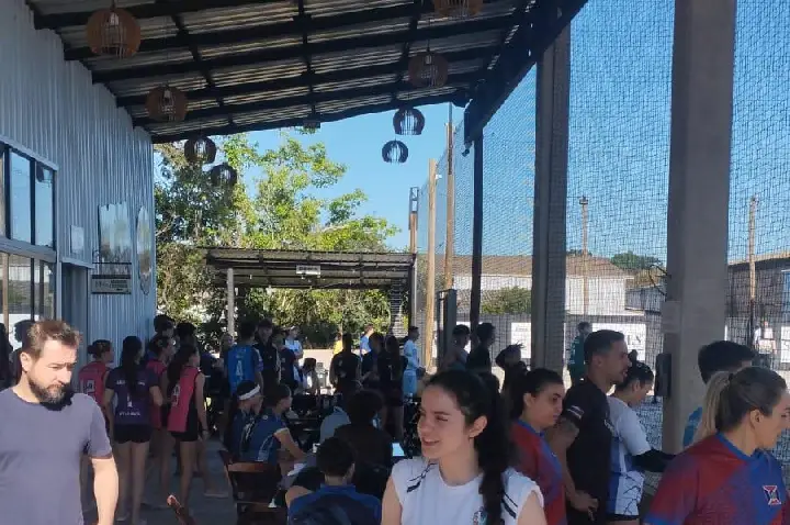 São Domingos recebe Jogos da AMAI com grande público e conquista vice-campeonato no vôlei feminino