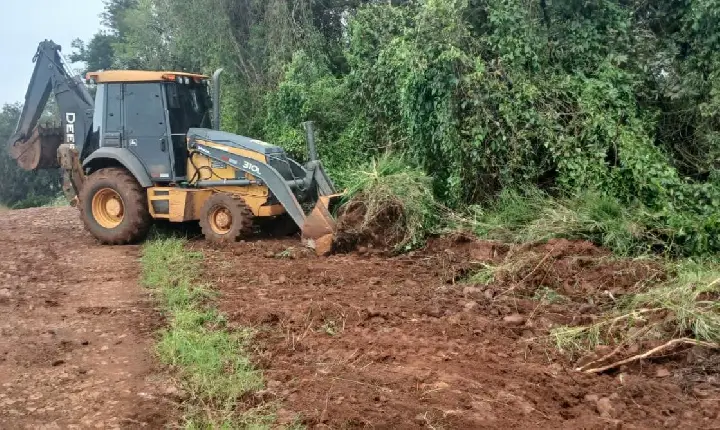 Secretaria de Infraestrutura segue com melhorias nas estradas do interior