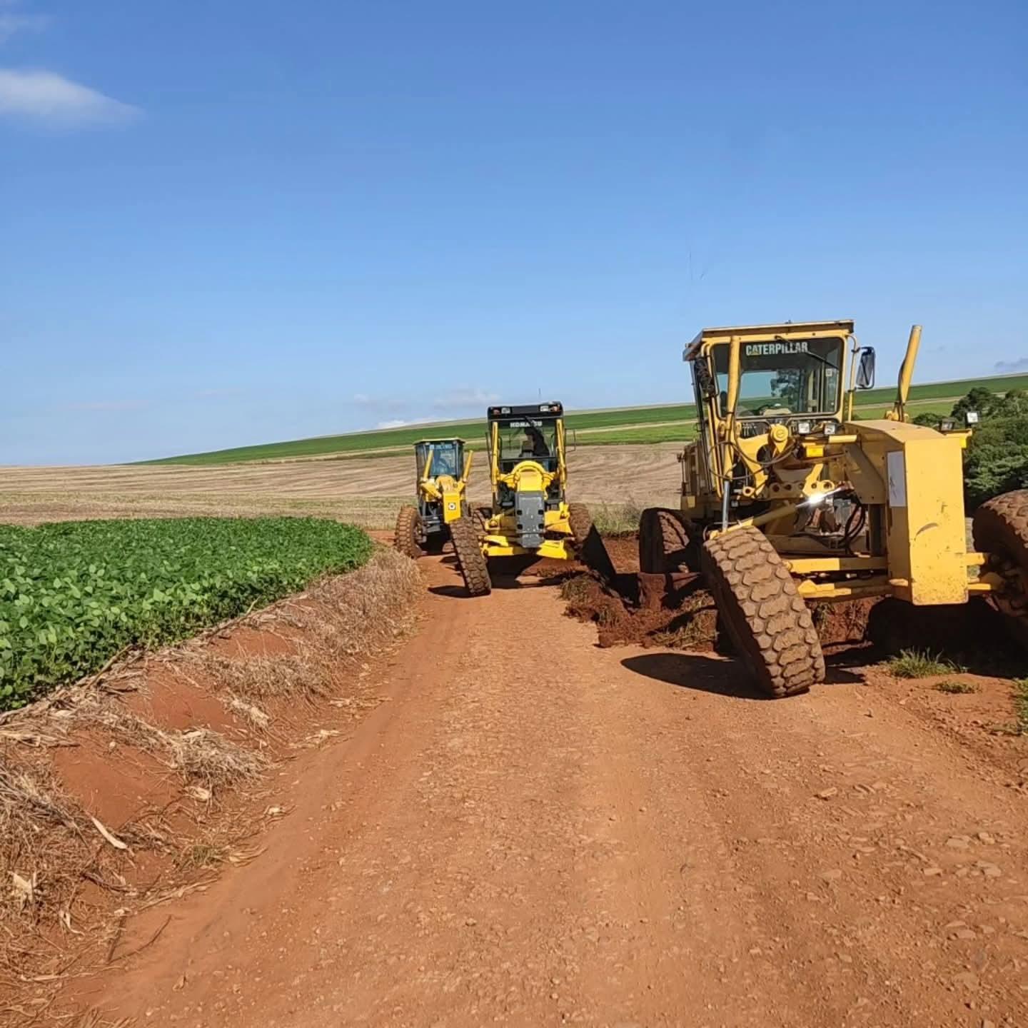 Infraestrutura intensifica trabalhos nas estradas do interior nas últimas semanas.